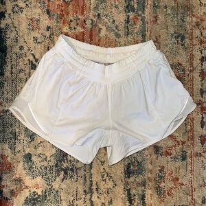 Lululemon Hotty Hot shorts